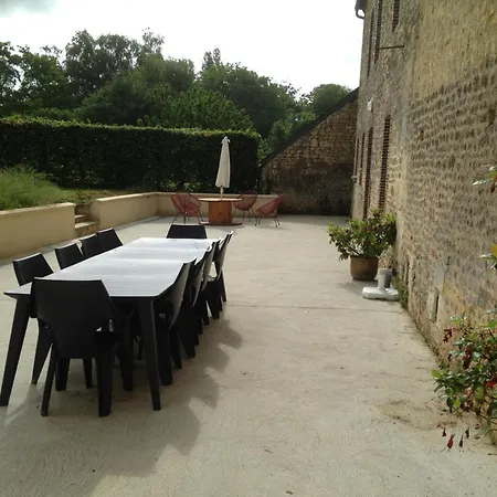 Casa de Férias Maison De Bourg Avec Jardin Et Wifi - Bures - Fr-1-497-124 Bures (Orne)