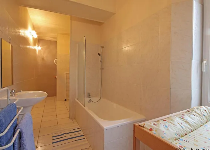 Maison De Bourg Avec Jardin Et Wifi - Bures - Fr-1-497-124 Holiday home *