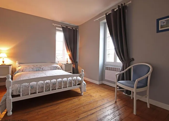 Maison De Bourg Avec Jardin Et Wifi - Bures - Fr-1-497-124 Holiday home *