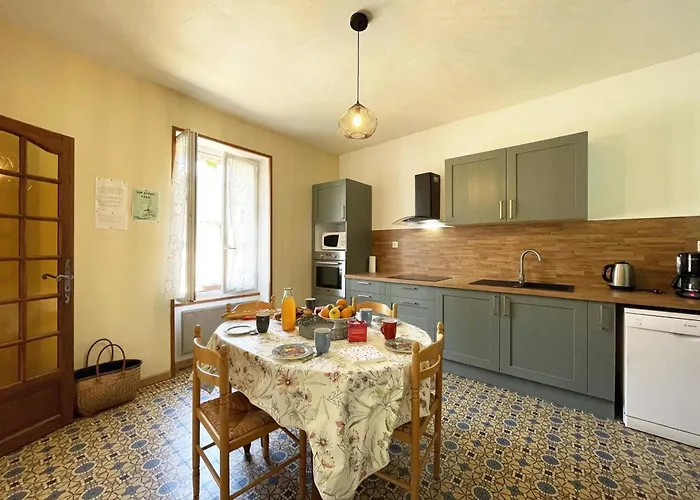 Maison De Bourg Avec Jardin Et Wifi - Bures - Fr-1-497-124 * Bures (Orne)