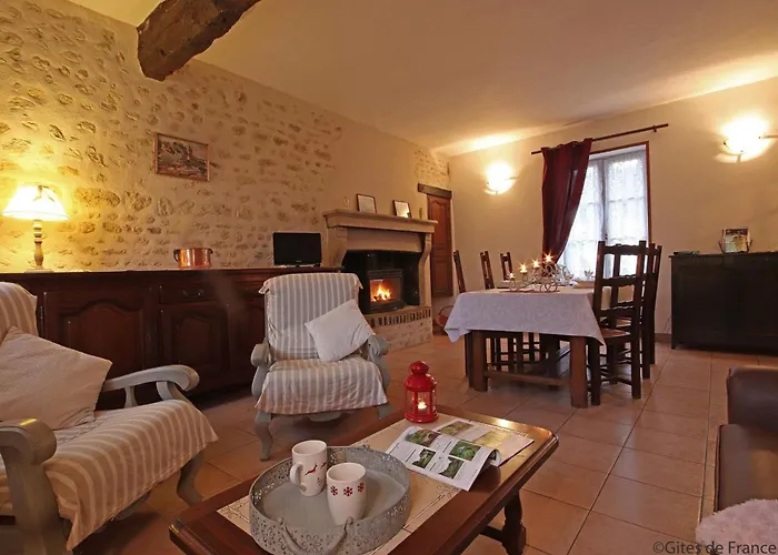 Maison De Bourg Avec Jardin Et Wifi - Bures - Fr-1-497-124 *